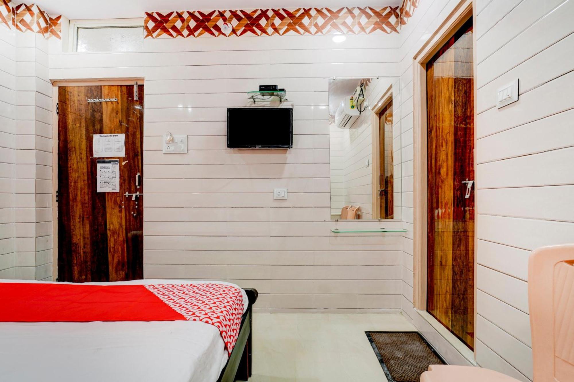 Hotel O Aroma Classic Near Nampally Main Railway Station Haydarabad Dış mekan fotoğraf