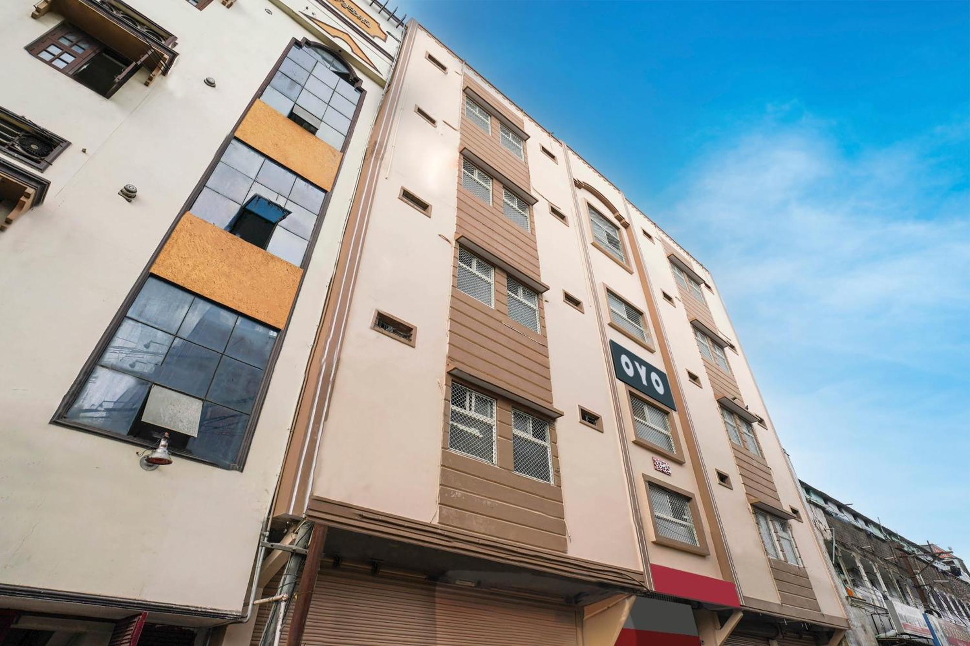 Hotel O Aroma Classic Near Nampally Main Railway Station Haydarabad Dış mekan fotoğraf